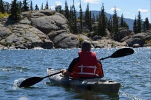 Read more about the article The Incredible Benefits of Kayaking: Paddle Your Way to Bliss